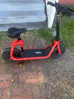 Electric scooter