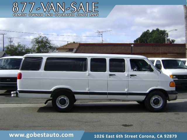 1998 Dodge Ram Wagon