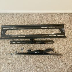 Tilting TV Wall Mount  32"-90" 