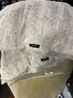 XL DKNY Pillows 