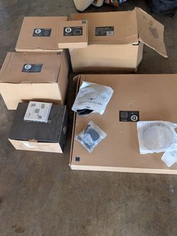 AC Infinity 4x4 Complete Grow Tent Setup + Extra Fans & IONBOARD S44 LED Light