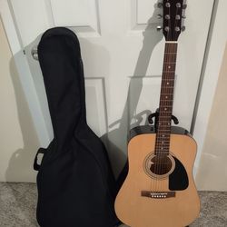 Fender Acoustic guitar. Stand. Bag
