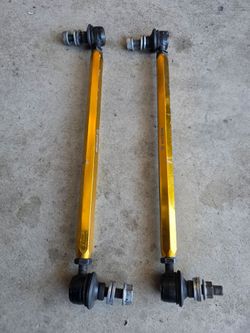 Front sway bar links ends adjustable civic Accord 2016 to 2022