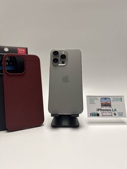 iPhone 15 Pro Max 256GB Natural Unlocked Like New (FREE ACCESSORIES)