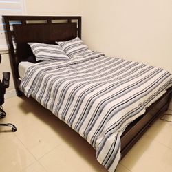 Queen Size Bedroom Set