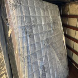 Queen Size Mattress On Clearance