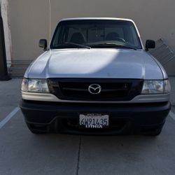 2002 Mazda B2300 