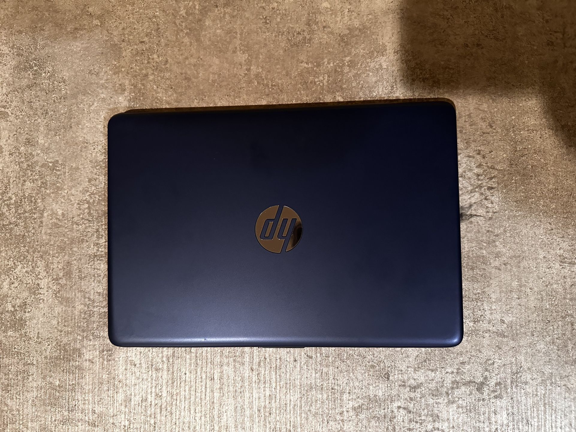 HP stream 14 laptop blue (DISCOUNTED)