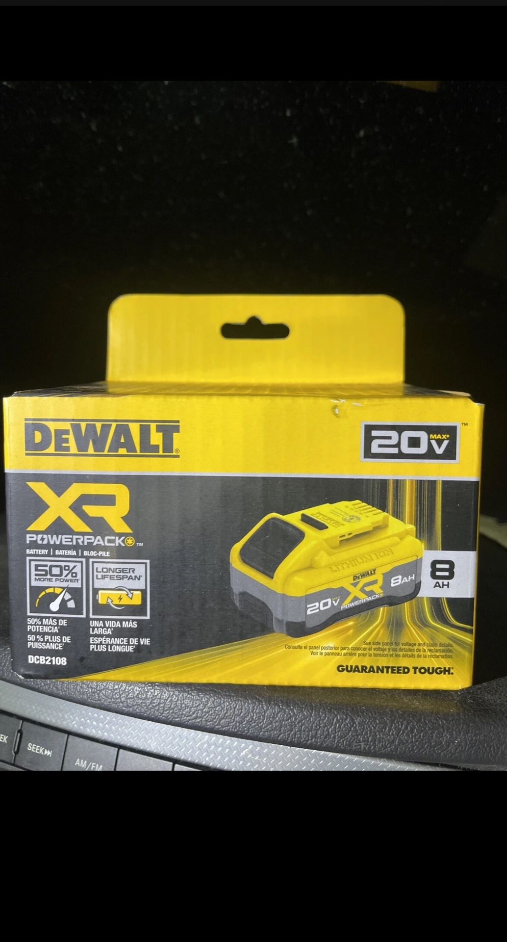 DeWalt DCB2108 20V MAX XR Powerpack 8 AH Lithium Ion Battery