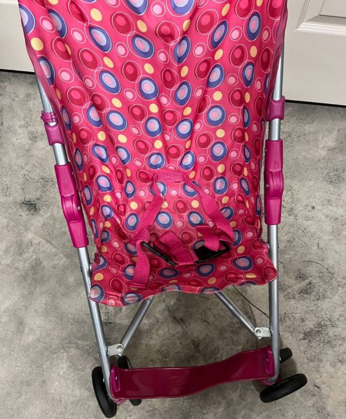 Lightweight Clean Pink Umbrella Stroller - Nice Condition!