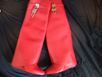 Givencgy Shark Lock Boots $200 New