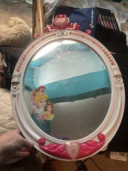 Girls Light Up Princess Mirror