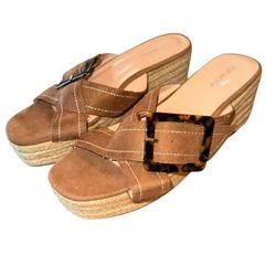 TOP Moda Women’s Brn Slip On Wedge Shoes Size 8.5 Buckle Platform Suede Sandals  The TOP Moda Women’s Brown Slip-On Wedge Shoes are stylish and versat