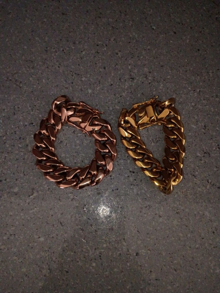 22 Mm Rose Gold And 20 Mm Gold Cuban Bracelet 