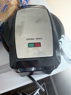 Waffle maker