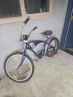 Cool bike just sits