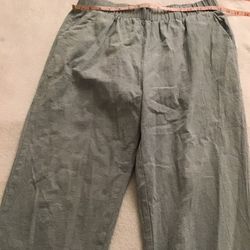 PANTS SIZE MEDIUM 