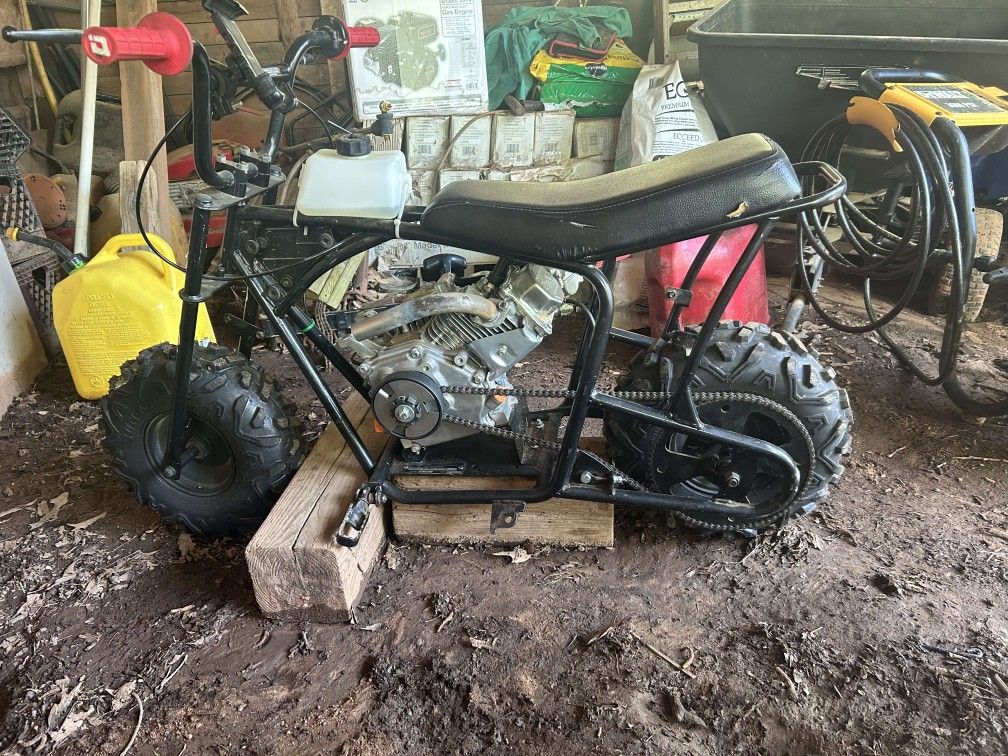 Mini Bike With 212cc Predator Engine. TRADE For Other Fun Things.