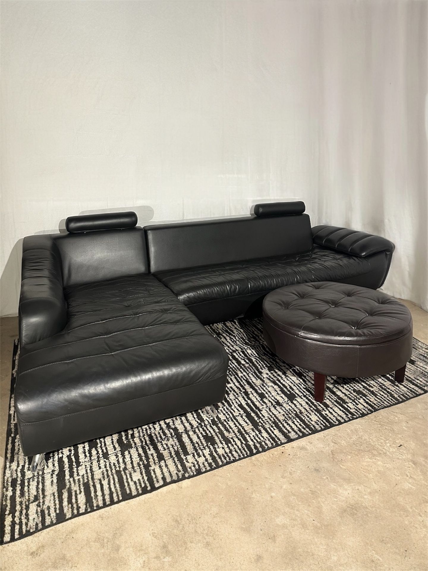 FREE DELIVERY (Natuzzi Sectional)