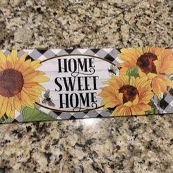 Thick Resin Garden Sign W/ Sunflowers And Saying Home Sweet Home, For Indoor/ Outdoor, Has Hanging Rope