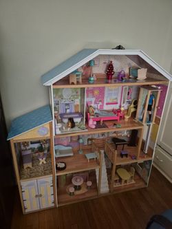 Doll house