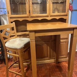 Hutch And High Top Dining Table With 4 Chairs