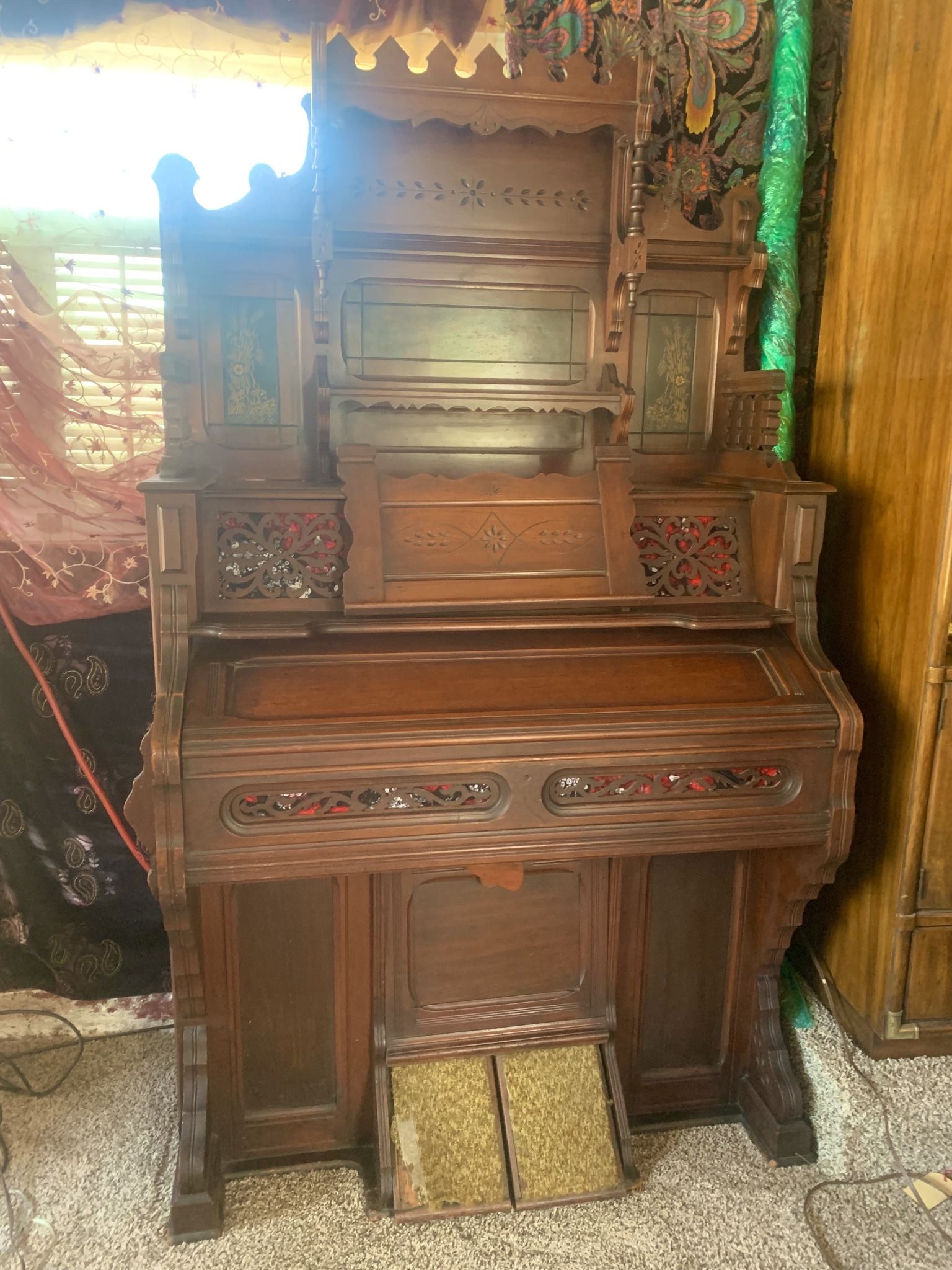 Antique Pump Organ