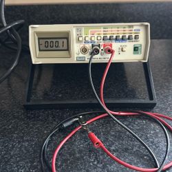Fluke 8050ADigital Multimeter 