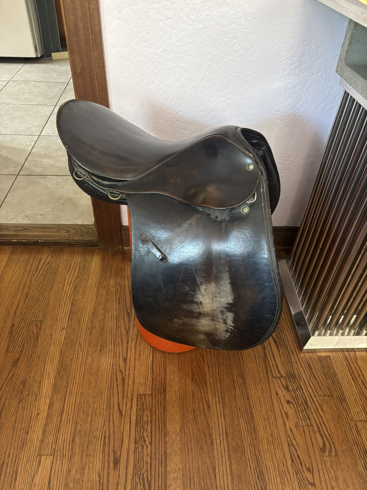 Dressage Saddle beim kloster schonthal