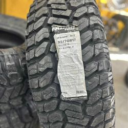 LT 295/70/17 RADAR MT