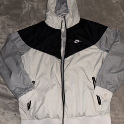 Nike Windbreaker Size Xl