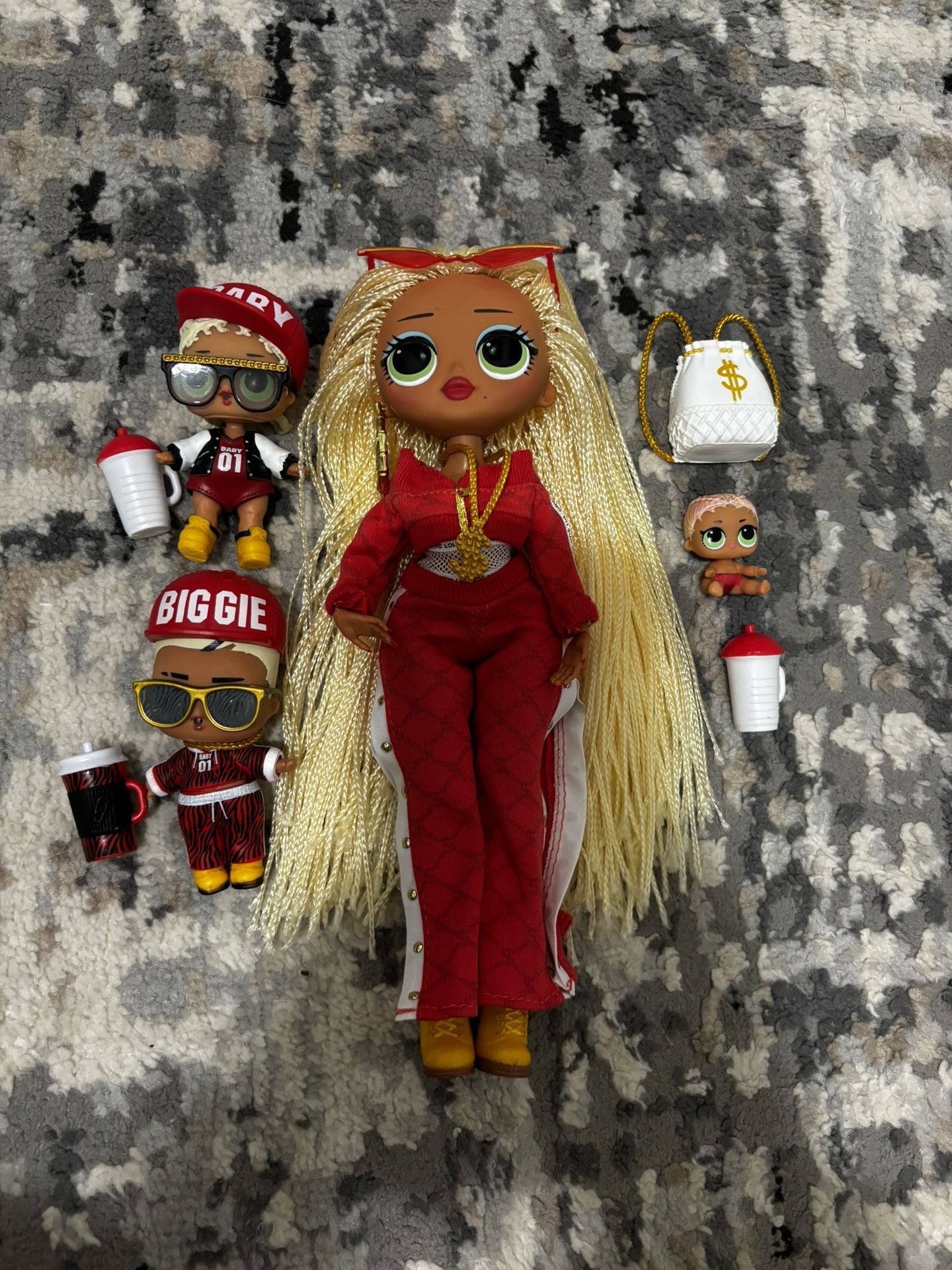 $35 LOL Surprise Fashion Doll 2020 Limited Edition Omg Swag Family