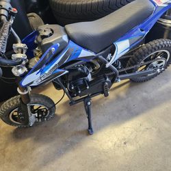 GB Moto 2020  50cc ,NEEDS  Work  SELLING ASIS,look At Description 