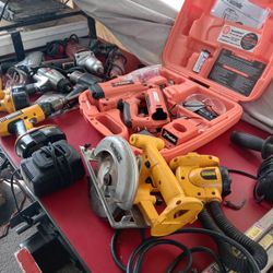 Miscellaneous Tools And Car Parts 
