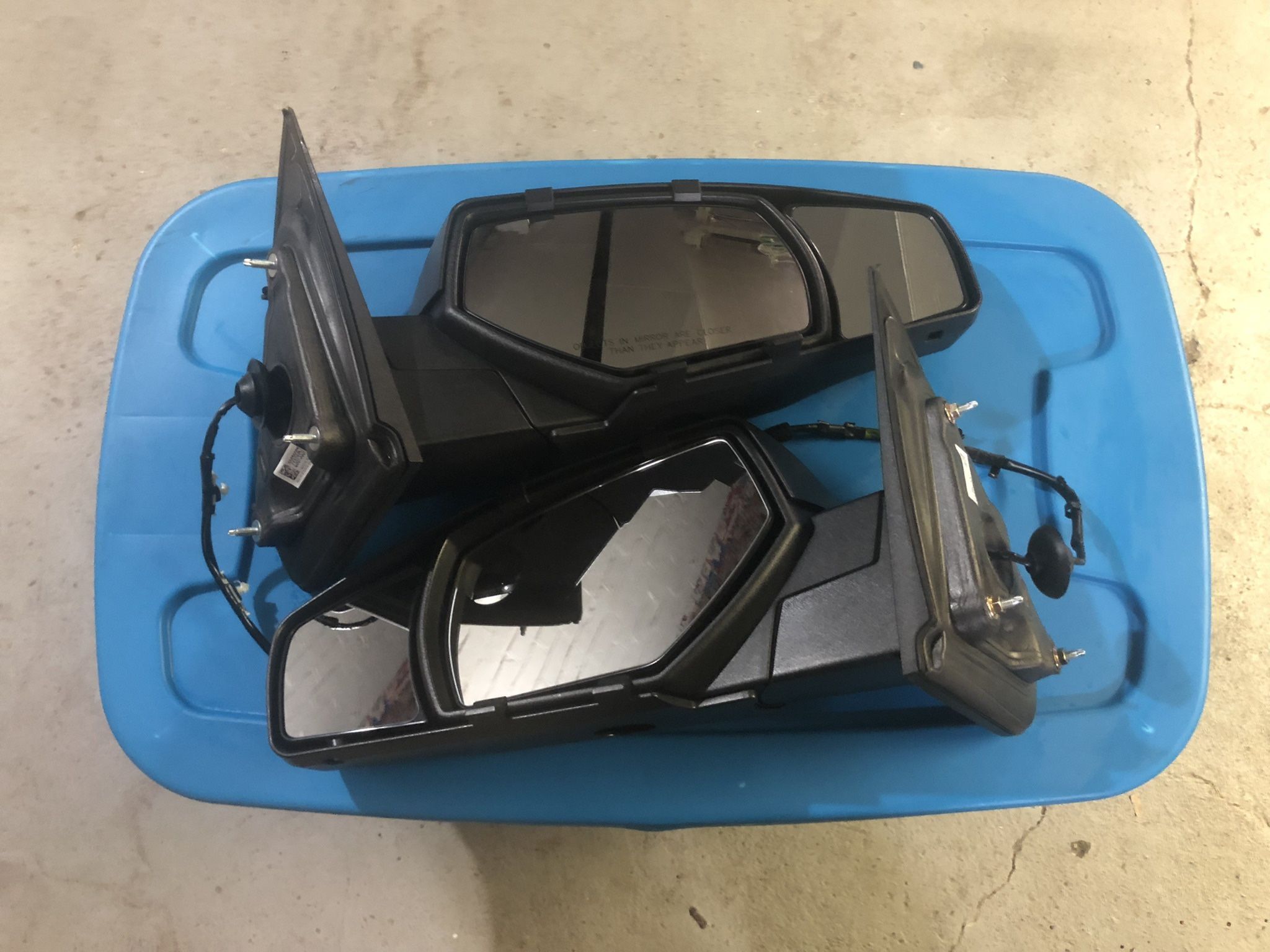 2015-16-17-18-19 CHEVROLET/GMC TRUCK LEFT TOWING MIRROR GM#(contact info removed)3