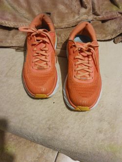 Hoka Size 7.5 