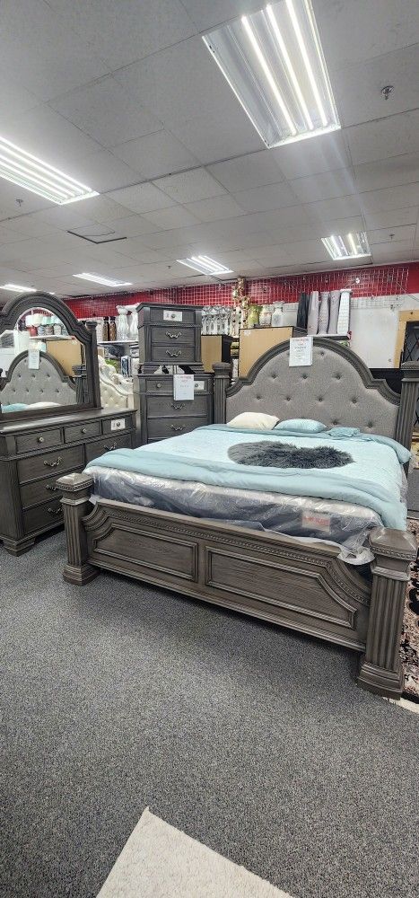 King Bedroom Set