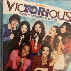 Nickelodeon’s VICTORIOUS 2.0 Original Soundtrack (CD-2012) Ariana Grande!