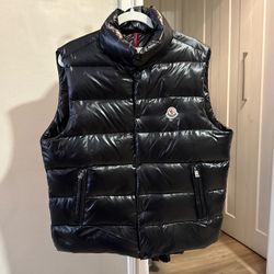 MONCLER