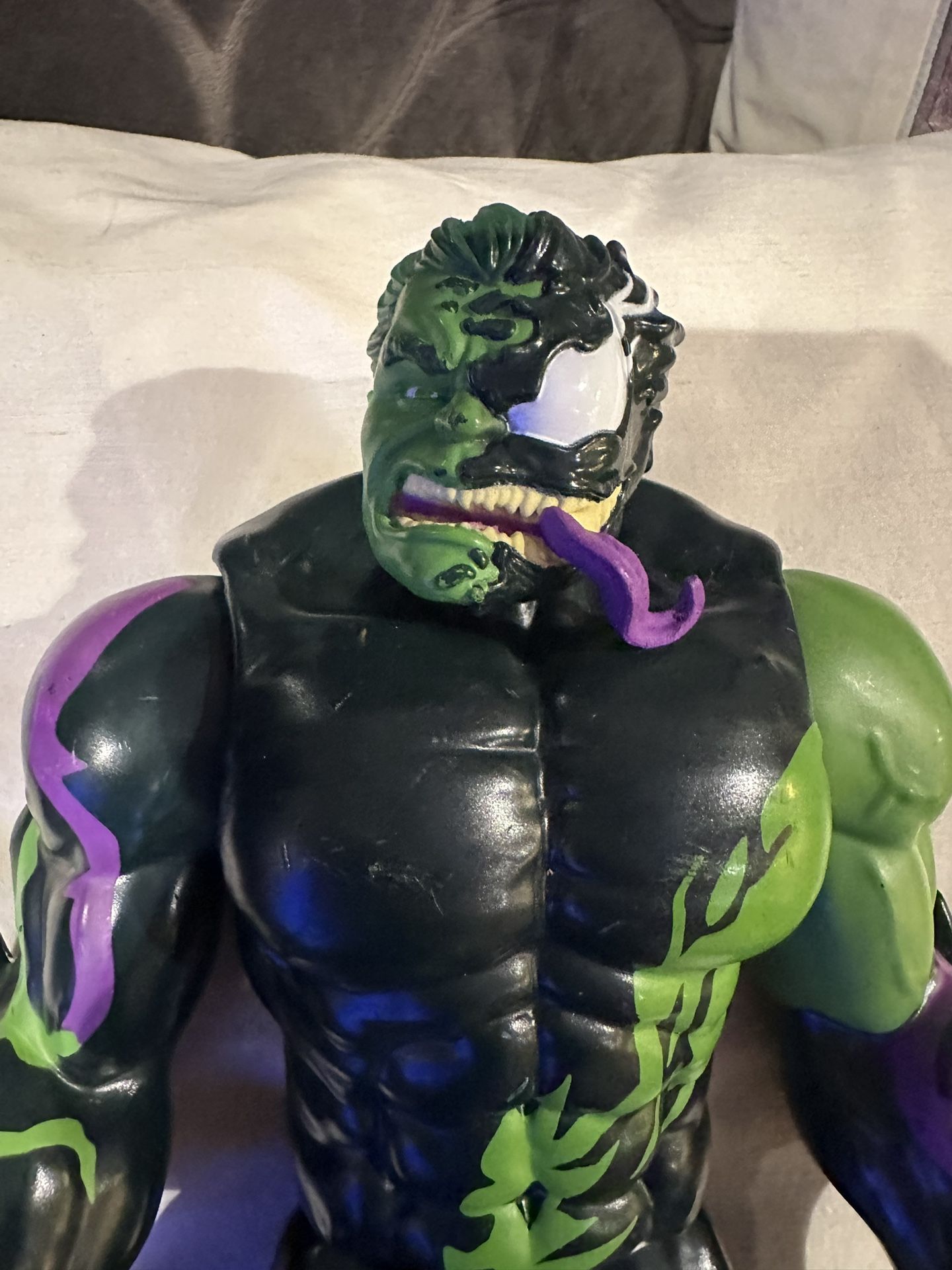 Venomized Hulk 12 Inch Action Figure Marvel Maximum Venom Blast Gear Titan 2019