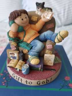 Zingle-Berry "Gift To Gab" Vintage 1999 Figurine from Pavilion Gift Co- p/u in Gilbert