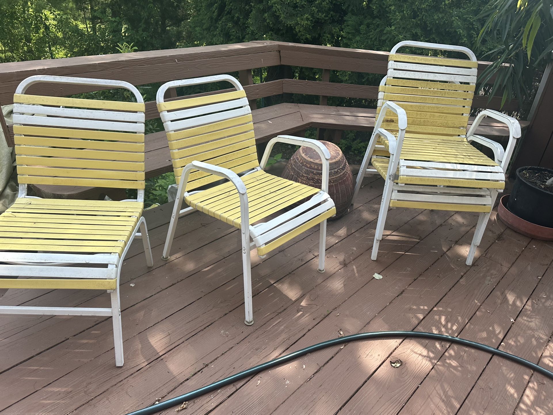 8 Patio Chairs