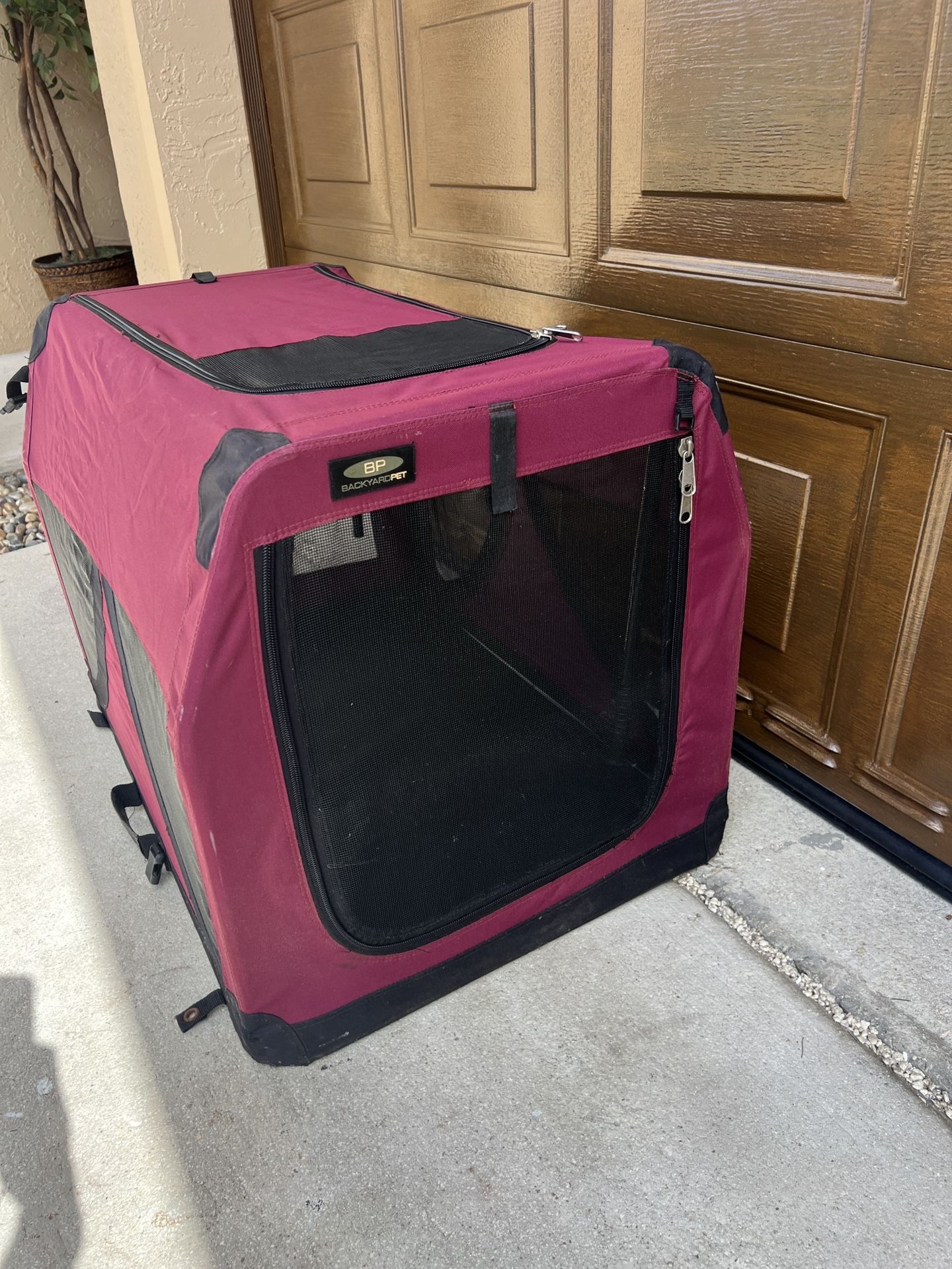 EliteField 3-Door Collapsible Soft-Sided Dog Crate, Maroon, 36 inch