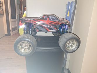 E-maxx Traxxas