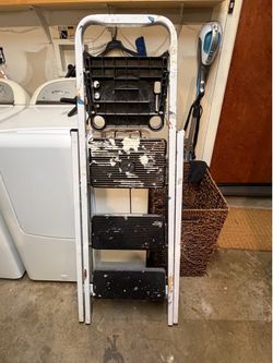 Step ladder