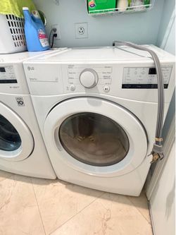 LG Dryer 7.4 cu. For sale