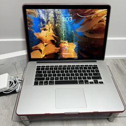 Apple MacBook Pro 15" Retina 16GB 1TB SSD MACOS Sonoma 2023