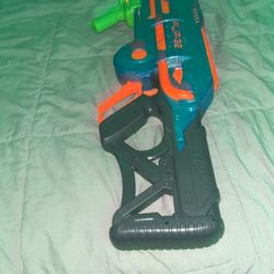 Nerf Gun 