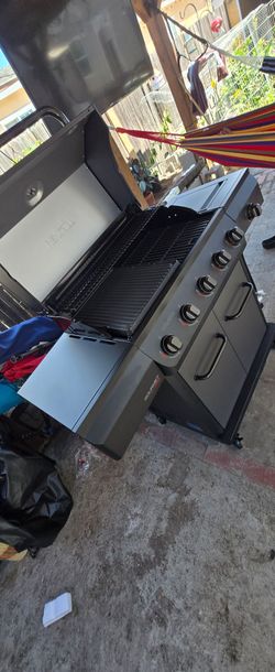 Asador nexgrill 5 quemadores y parrilla extra