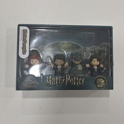 Miscellaneous Harry Potter Memorabilia 